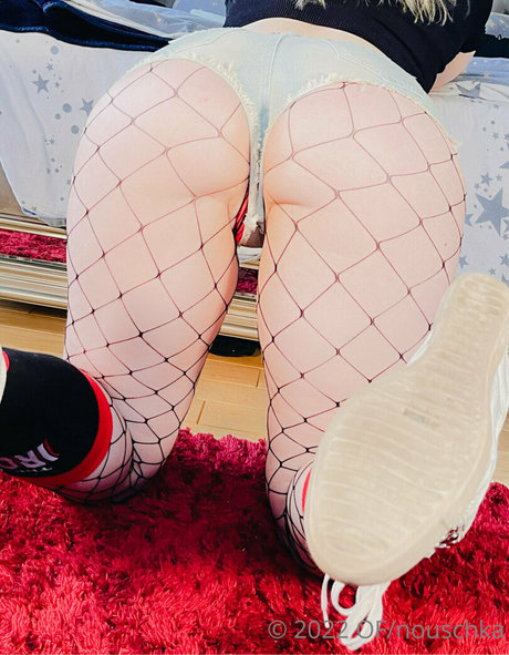 Nouschka freie pornografische fotos