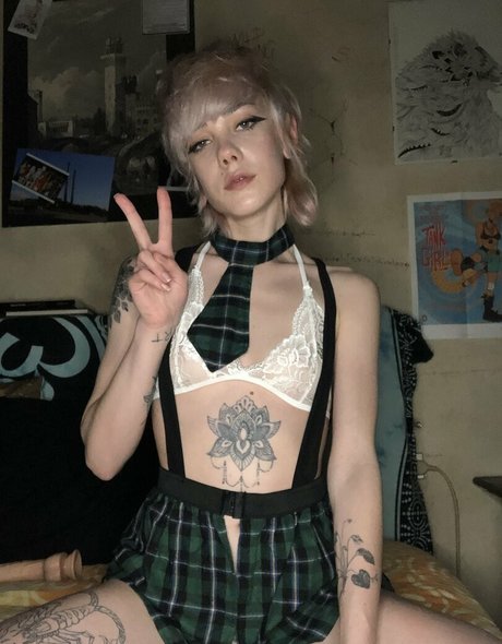 mollige emo-onlyfans erotische top fotos