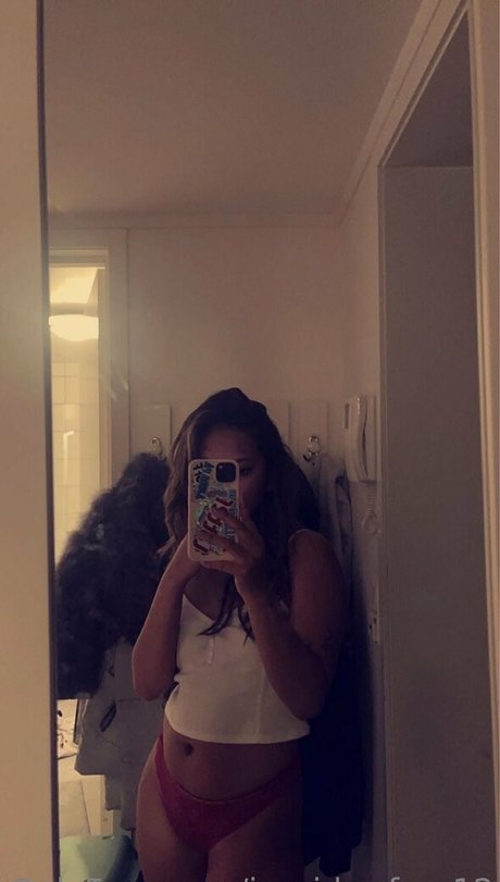 creampie-prinzessin onlyfans schöne erotische bild