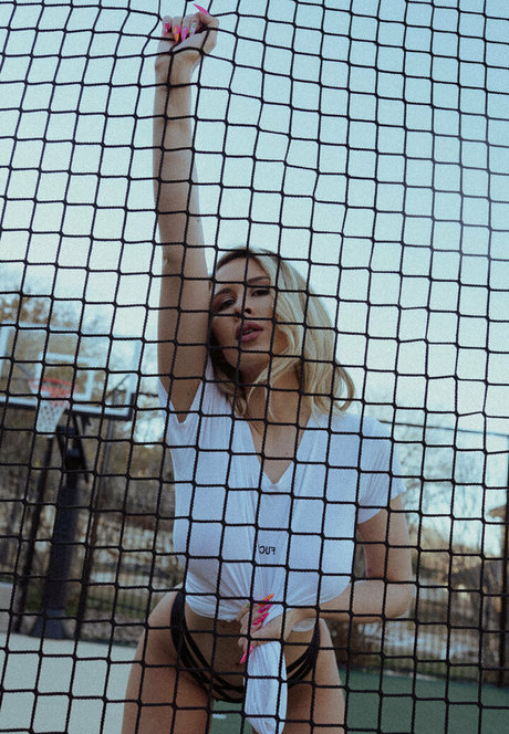 katetohate pornostar foto