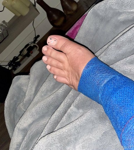 zierliche asiatische onlyfans nacktheit exklusive galerien