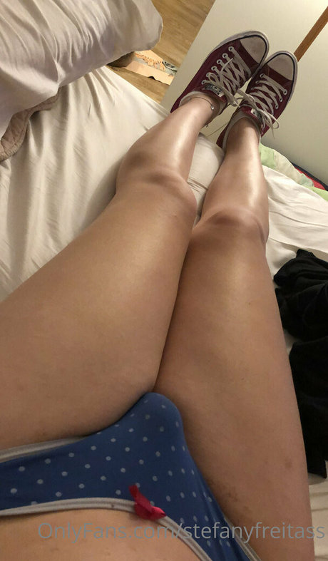 zierliche brünette nur fans kostenlose nacktheit bilder