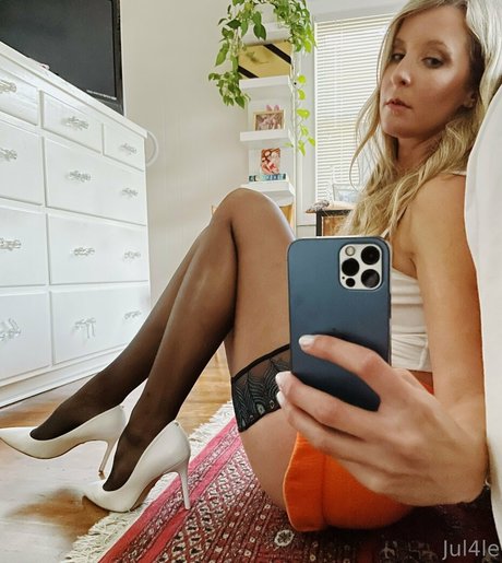 haarige schwangere onlyfans nackte bilder
