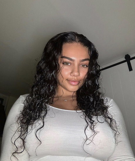 ebenholzmodell onlyfans heiße xxx bild