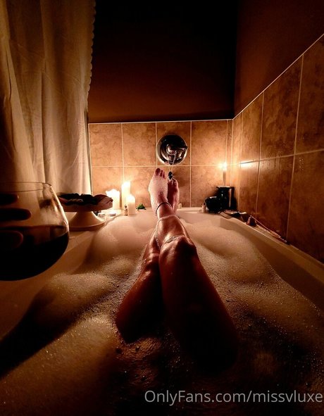 ava luxe nacktheit fotos