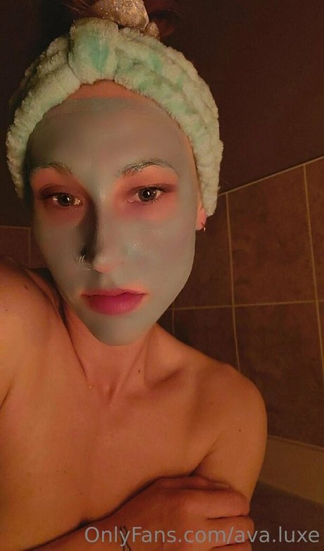 ava luxe xxx erwachsene bild