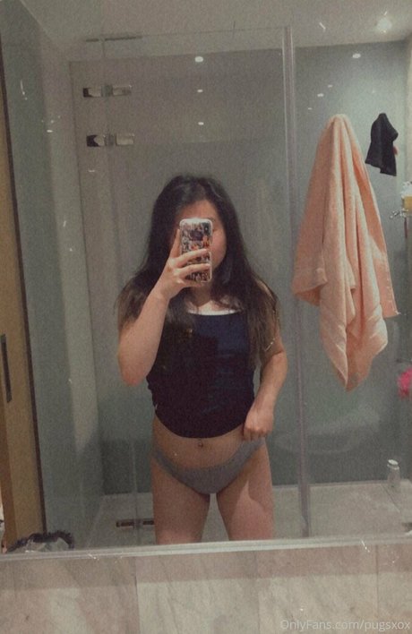 pugsxox nacktheit erotische foto