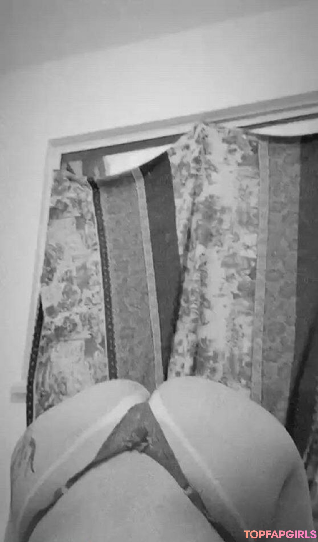 Niccole Rodrigues model porno archiv