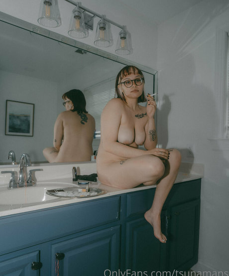 tsunamans sexy nackten archiv