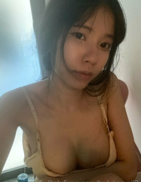 kurvige teen-onlyfans nackt sexy bilder