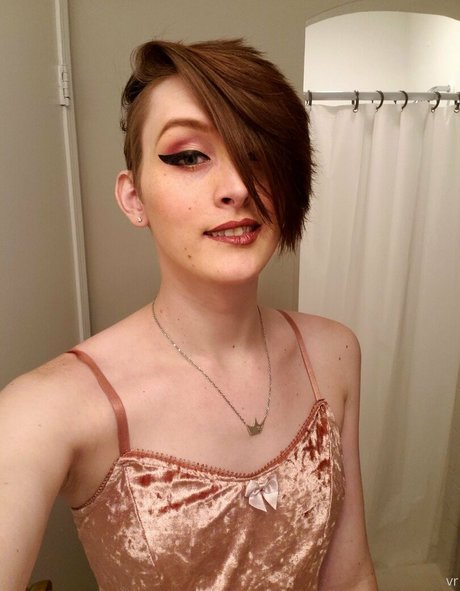 domina facesitting onlyfans kostenlose kunst foto