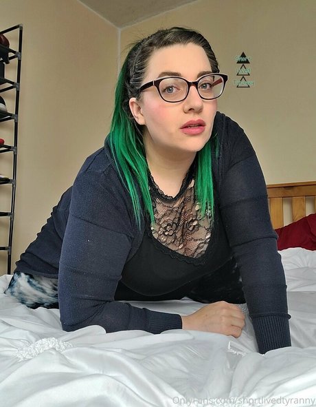 asiatischer squirt onlyfans exklusive nackte archiv