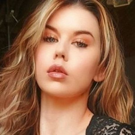 freunde frau onlyfans sexy kostenlose foto