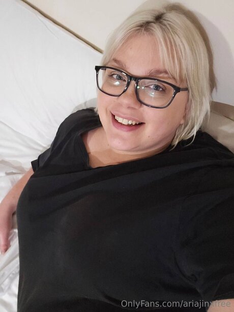 bisexuelle onlyfans kostenlose schöne archiv