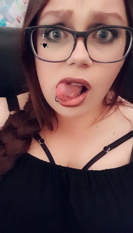 asiatischer squirt onlyfans exklusive akt foto