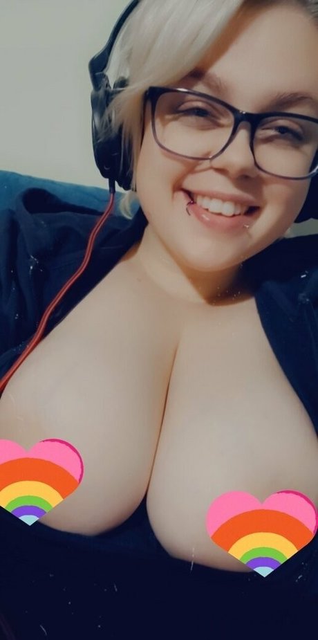 mollige emo-onlyfans hd xxx fotos