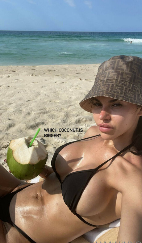 zierliche milf onlyfans freie hd foto