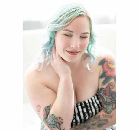 laur zombi beste porno galerien