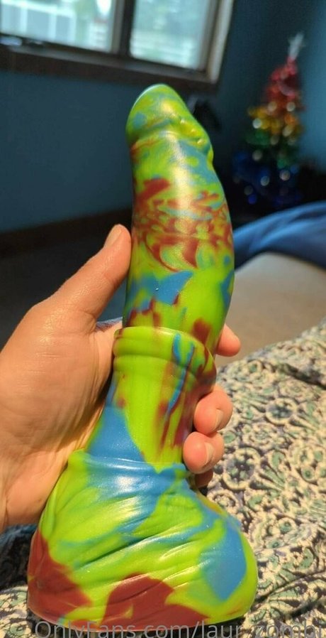 laur zombi top pornographische bild