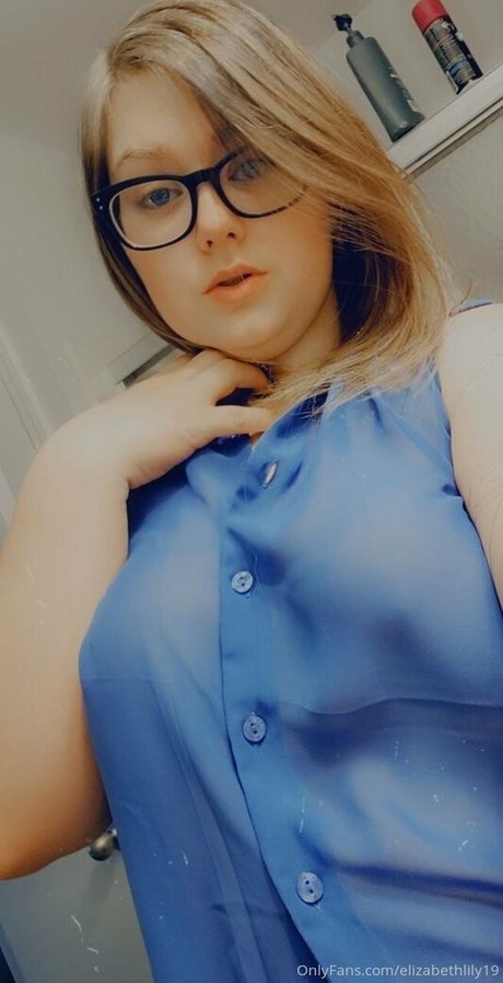 amateur mollige onlyfans heiße akt archiv