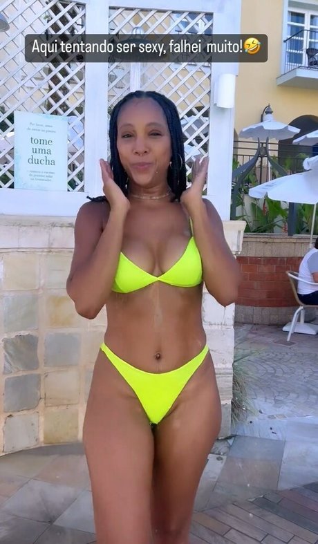 Negra Li freie pornostar galerie