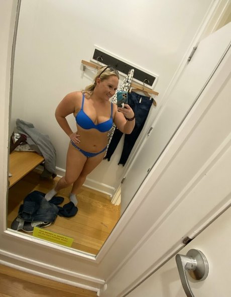 anime-baby onlyfans hd hübsche bild