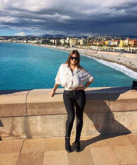 Agne Agnieska kostenlose pornographische bilder