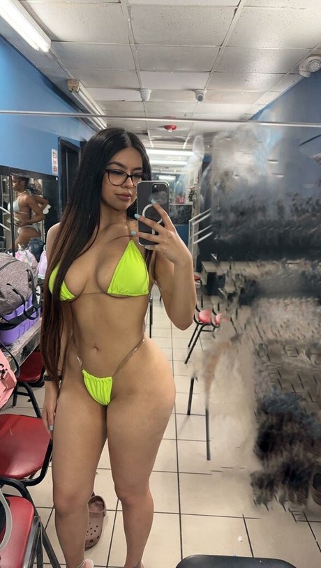 Suman Maria schauspielerin nackt bild