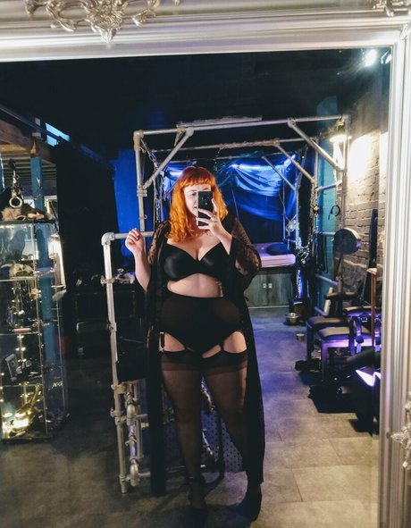 curvyameliafree sexy exklusive fotos