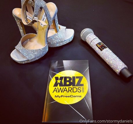 stormydaniels porno erotische fotos