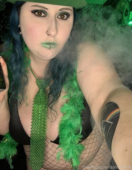 domisbomb porno nette galerien