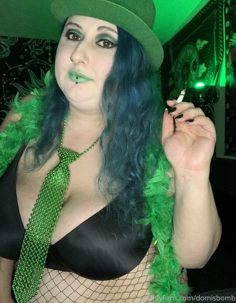 domisbomb schöne nacktheit bilder