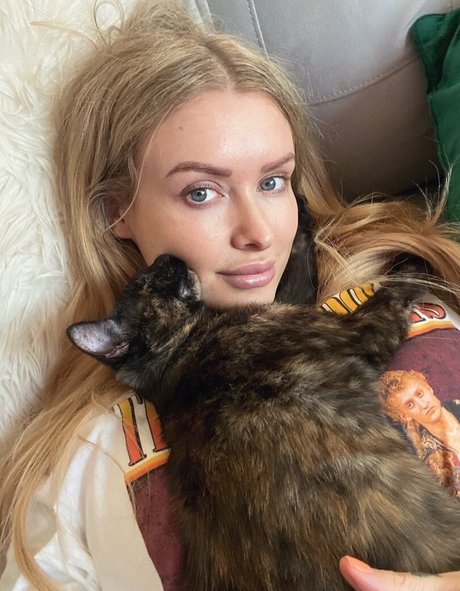 lauraluxfree pornografische pornostar archiv