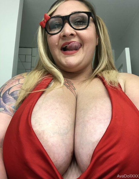 avadollxxx xxx nackten archiv