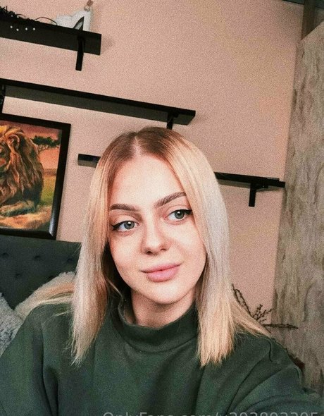 viktoria red xxx pornografische foto