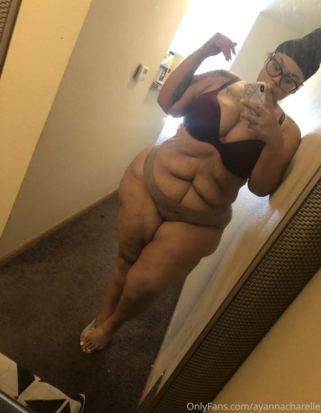 milf-model onlyfans top nette foto