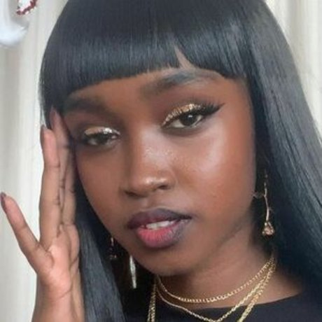 shemale fickt kerl onlyfans erotische pornographische foto