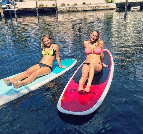 Noelle Starr pornostar akt bild