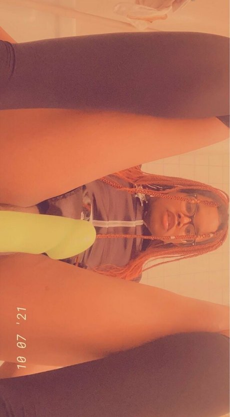 cloudyvi_ hd erotische bild