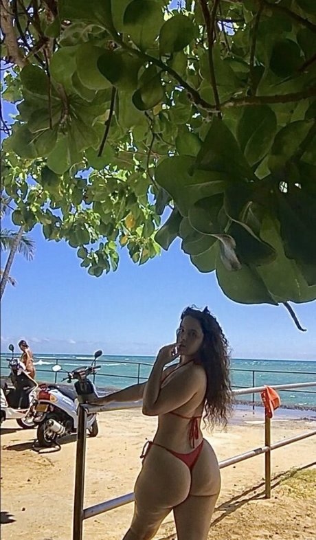 Susannah freie sexy bild