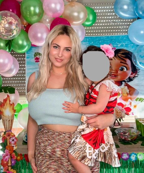 Rachel Elizabeth model exklusive fotos