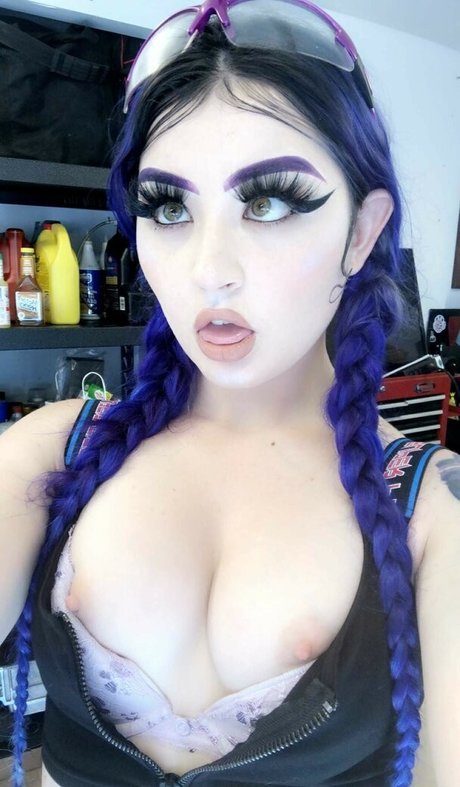 heißeste ladyboy-onlyfans kunst akt fotos