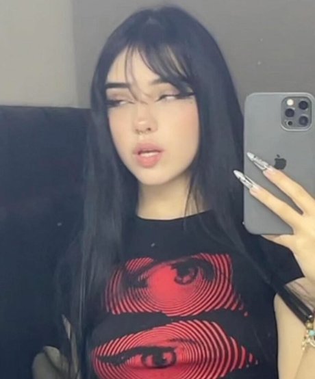 Heidi Ayala model nackten bild