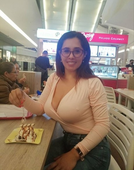 Vivi Becerra perfekte pornostar galerie