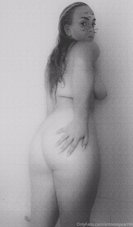 zierliche asiatische onlyfans schöne hd foto