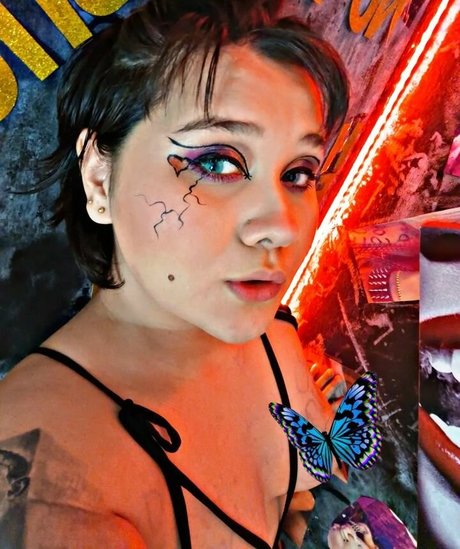 laura takint top pornostar bilder