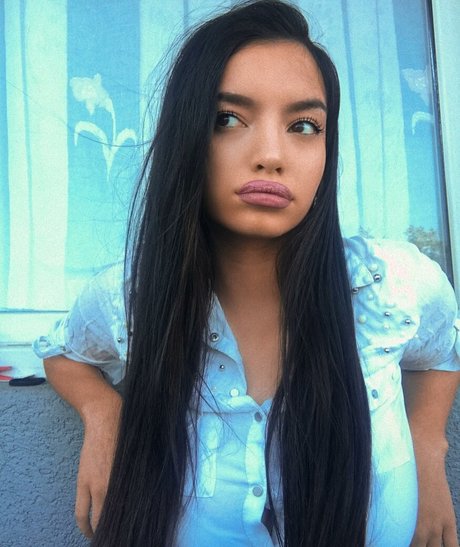 deepthroat teen onlyfans freie porno bilder