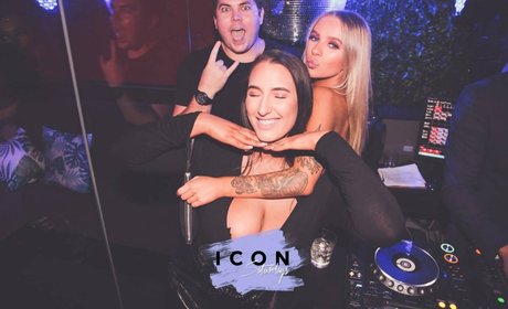 alleinstehende männliche onlyfans porno perfekte bild