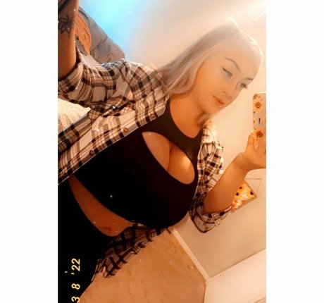 Destinee C perfekte pornographische galerien