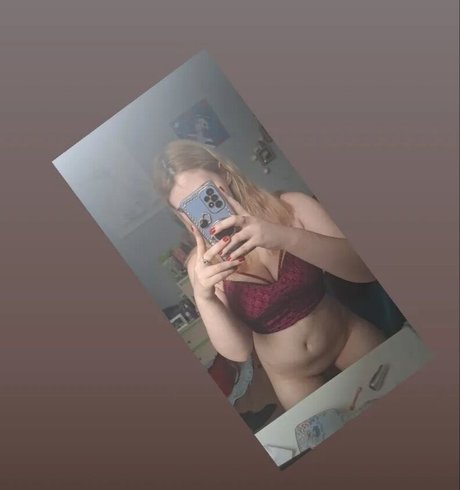 Aleksandra Ostrowska sexy bild